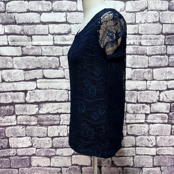 Lynn Ryan Navy Lace Short Sleeve Top Size M - Picture 3 of 8